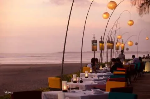 Dining and Sunset at Breeze Seminyak Restaurants in The Samaya Seminyak | Bali Indonesia